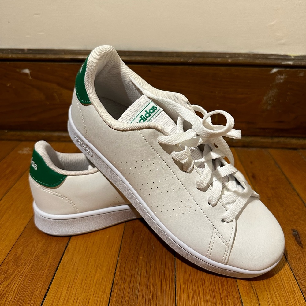 NEW Adidas Advantage Kids’ Sneakers